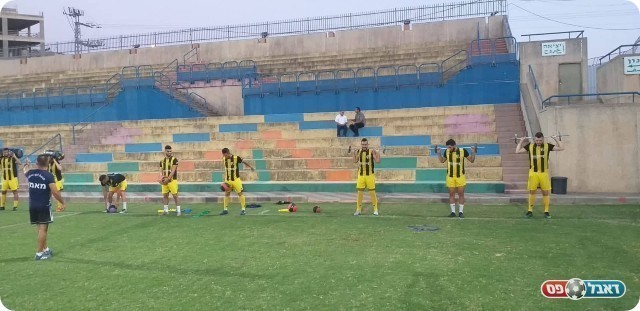 שחקני מכבי אום אל פאחם באימון